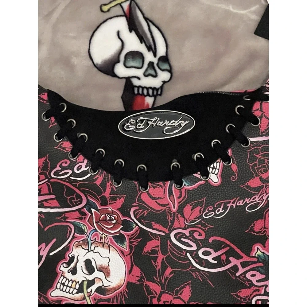 NEW ED HARDY FRINGE Large Hobo Purse SKULLS  FLOWERS BLACK and Red NWT